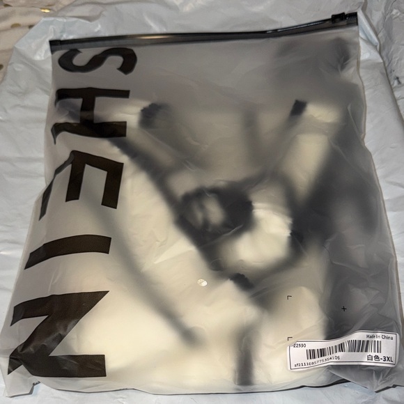 SHEIN Rib-Knit Cami Top - Picture 4 of 4